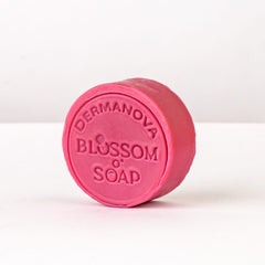 Shop Dermanova Blossom Whitening Papaya Soap on ZYNAH