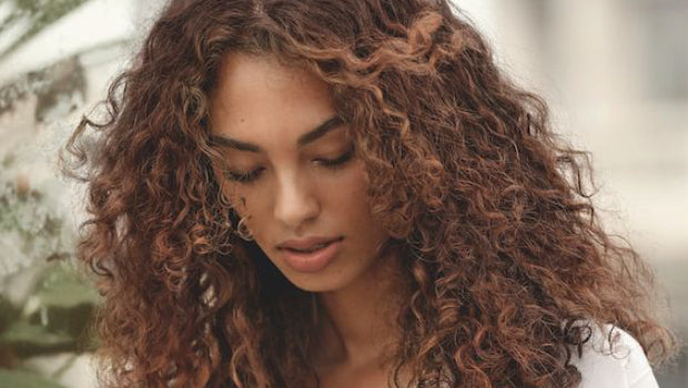 How to Create a Curly Hair Routine With Plumpy Curls Products