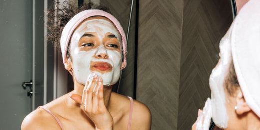 How to Keep Dry Skin Moisturized and Healthy This Winter