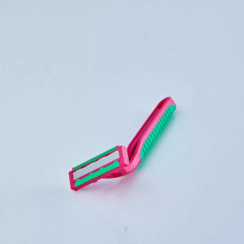 Shop Avuva's Feminine Disposable Razor (1 Piece) on ZYNAH