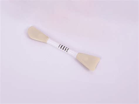 Mask Spatula