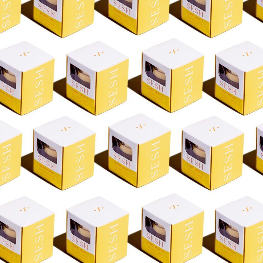 Sesh Smart Bright Whitening Cream ON ZYNAH