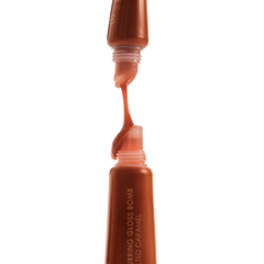 The Blurring Gloss Bomb in SALTED CARAMEL 
