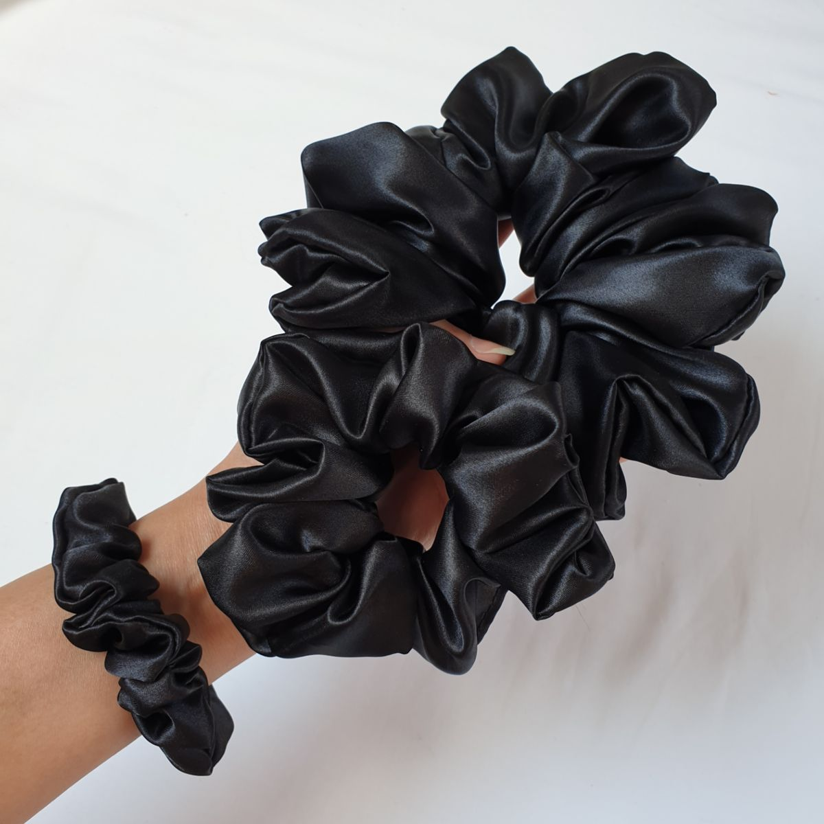 Fragrance & Fabric Scrunchies ( Set of Two )