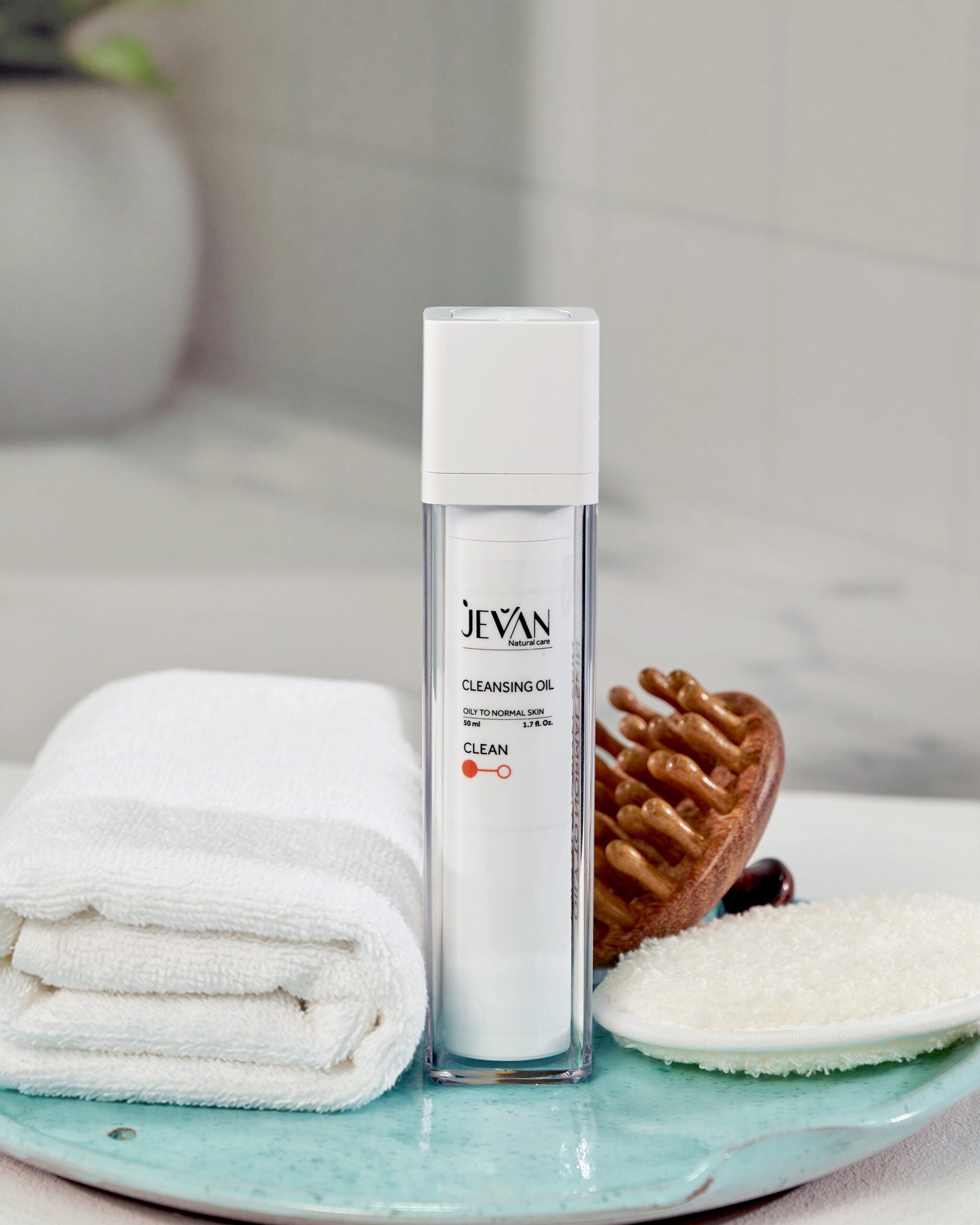 JEVAN Cleansing Oil ,Gentle & Deep Clean Makeup-Melting Cleanser - 50 ml