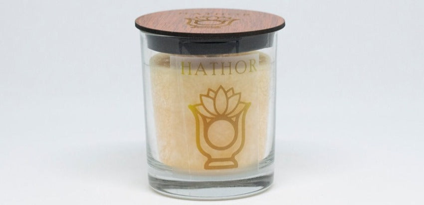 Candle with Wooden Lid (Ancient Sandalwood) by Hathor Organics - shop beauty products on Zynah.me in Egypt