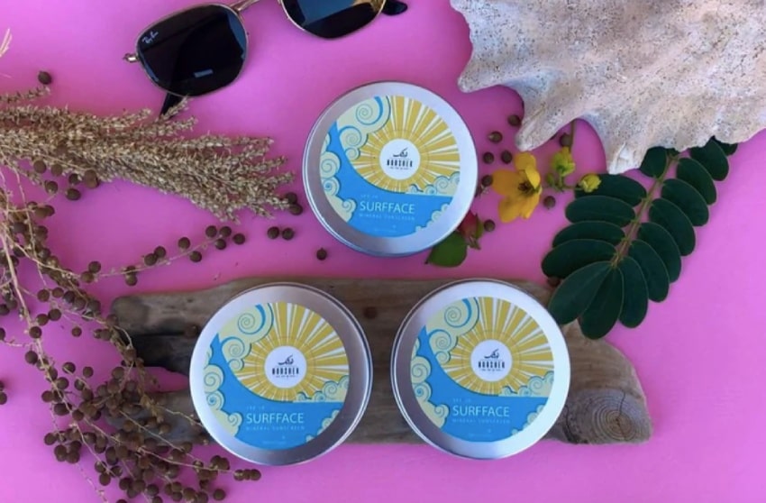 صن سكرين سيرفاس - ملون بمعامل حماية ٣٠